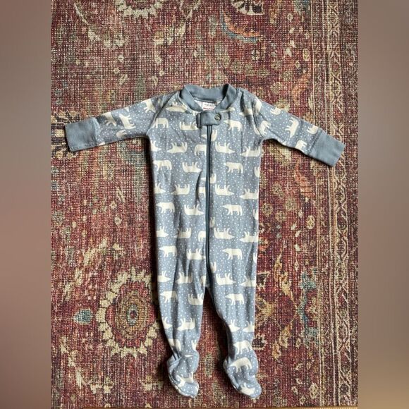 Hanna Andersson Cozy polar bear Print Kids footie pajamas with grips 0-3 months - Picture 1 of 7